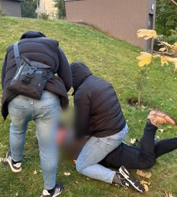 У Києві експатрульний вимагав хабар за фіктивне працевлаштування у виші