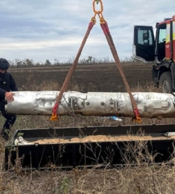 Волинські сапери на Харківщині знешкодили гігантський боєприпас 