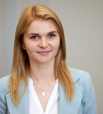 Рада забрала мандат у нардепа-"слуги" Колісник, яка писала про "валити з країни"
