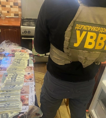 На Закарпатті затримали чоловіка, який за $10 000 переправляв ухилянтів до Румунії