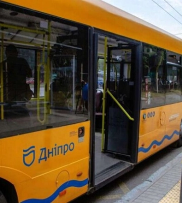 В Днепре перевозчики просят повысить стоимость проезда до 20 гривен: говорят о риске коллапса зимой
