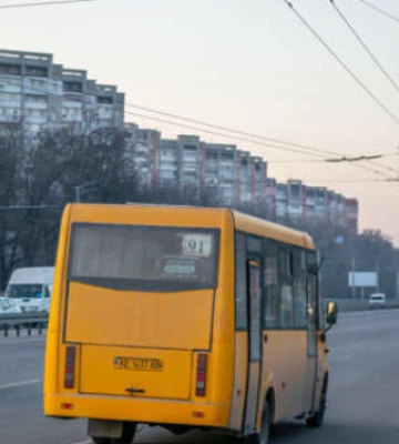 Проїзд по 20 грн: у Дніпрі вимагають підвищити тариф на міські маршрути