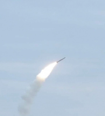 Київ росіяни атакували балістикою, зафіксовано пожежу – Кличко