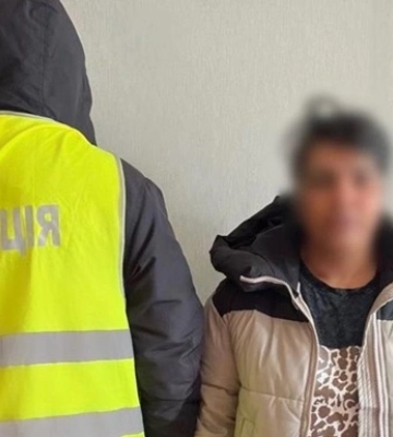 У Києві "ворожка" виманила у дівчини 120 тисяч за зняття "порчі"