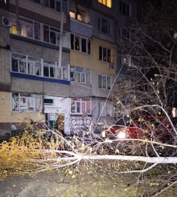 Армія РФ масовано атакувала п'ять районів Дніпропетровщини: пошкоджені будинки й інфраструктура