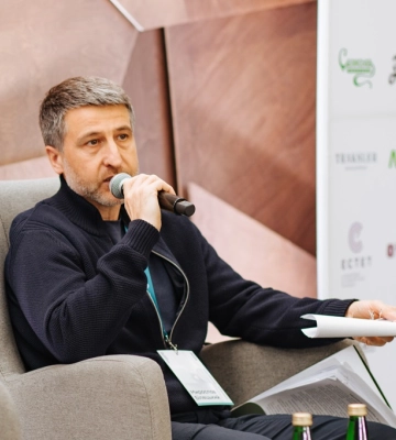 Голова Закарпатської ОВА приховав мільйонні статки своєї родини та сімейні зв’язки. Розслідування Bihus.Info