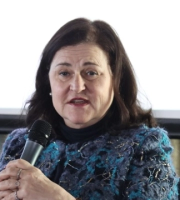 Посол ЄС Матернова провела ніч на підлозі ванної кімнати під час обстрілу: Досить цієї війни. ФОТО