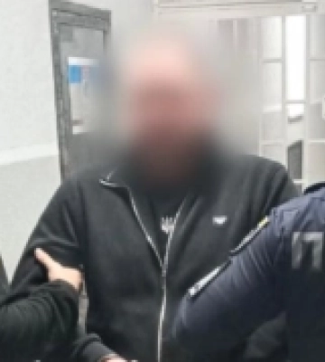 У Перечині чоловік погрожував незнайомцям пневматичною гвинтівкою — поліція затримала порушника