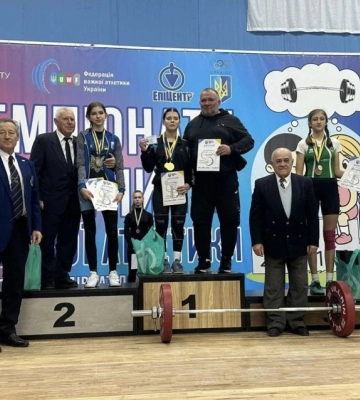 Кропивницькі спортсмени завоювали низку медалей на чемпіонаті України з важкої атлетики