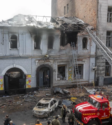 Армія рф атакувала дронами дитячий садок у Харкові (Відео)
