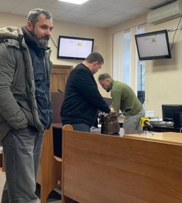 Суд взяв під варту режисера Андрія Білоуса у справі про сексуальне насильство над студентками