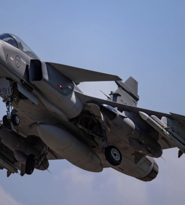 Зеленський анонсував поповнення авіапарку ЗСУ винищувачами Gripen