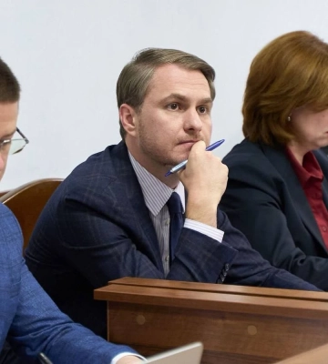 Суд продовжив обрання запобіжного заходу режисеру Білоусу у закритому режимі