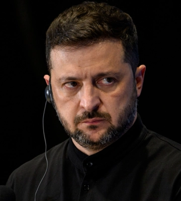 Зеленський: Україна готова до дипломатії, але ми не повинні дарувати свою землю