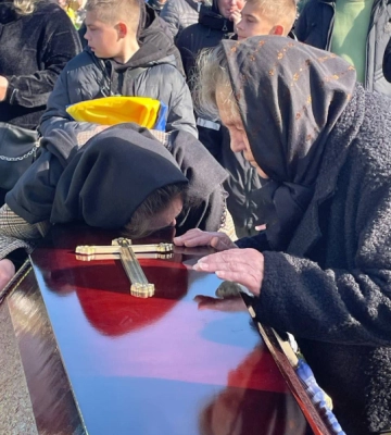 У Чернівцях попрощались із захисником Євгенієм Жаворонковим