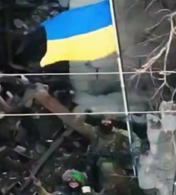 Десантники ВСУ подняли украинский флаг в Кучеровом Яре под Добропольем