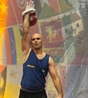Перемога, якою пишається Рівненщина: спортсмен з Вараша виборов “золото” на Кубку світу з гирьового спорту