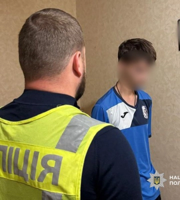 Збирали донати від імені відомого Героя України: столичні поліцейські викрили шахраїв