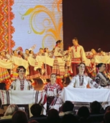 Почесними грамотами нагородили працівників Рівненського будинку культури