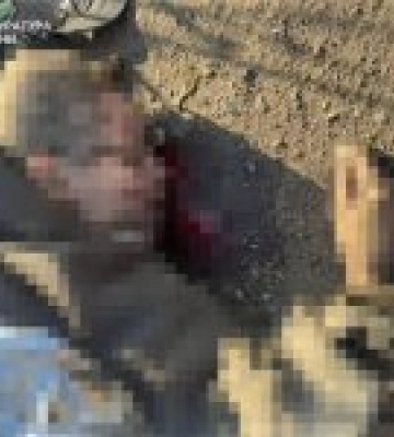 У Дружківці внаслідок ворожої атаки горіли адміністративна будівля та гаражі (відео)