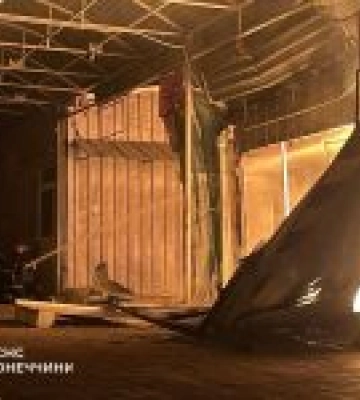 У Краматорську загорівся ринок через атаку російського безпілотника