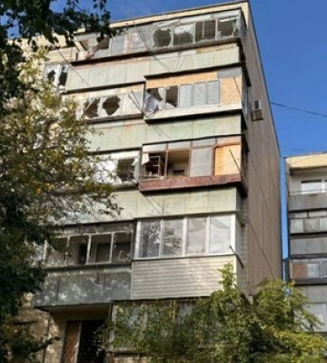 Росіяни атакували чотири райони Дніпропетровщини: пошкоджено будинки, дитсадок, агрофірму, газогін та ЛЕП. ФОТОрепортаж