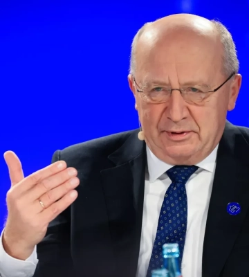 Міністр оборони ЄС закликав використовувати інвестиційні позики для допомоги Україні - Bloomberg