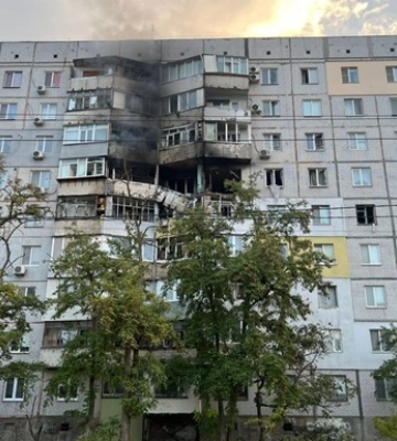 Херсон вранці зазнав удару рф: 9 постраждалих, серед них дитина