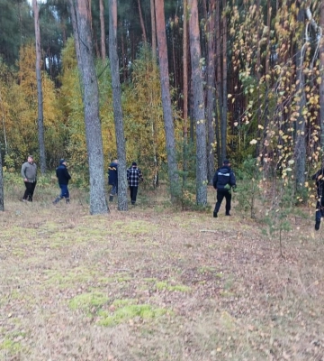 Пішла по гриби і не повернулась: на Волині шукають 74-річну жінку