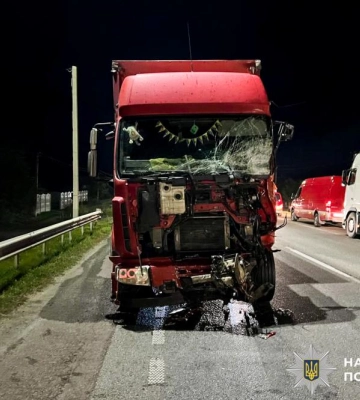 У страшній ДТП на Рівненщині загинув водій мікроавтобуса
