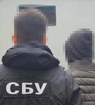 СБУ та Нацполіція затримали агента фсб, який отримав завдання підпалити будівлю Інституту національної памʼяті у центрі Києва