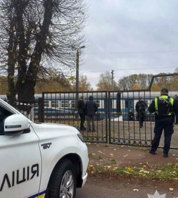 Мужчина взорвал гранату в поезде на Житомирщине: СМИ пишут, что есть погибшие и травмированные