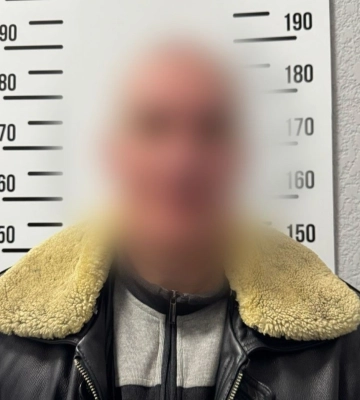 До 7 років тюрми засудили чоловіка, який розбещував двох дівчаток у Мукачеві