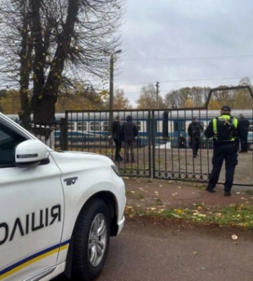 Это кошмар: парень взорвал гранату в поезде, много жертв, фото с места трагедии