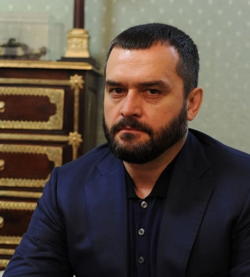 Антикорупційний суд конфіскував майно міністра часів Януковича Захарченка