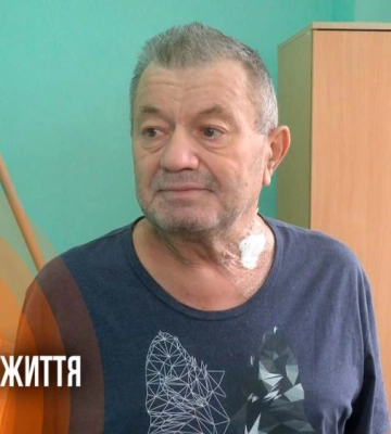 Хірурги Рівненського обласного протипухлинного центру врятували життя пацієнту із раком легень (ВІДЕО)