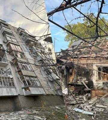 Массированный удар по гражданским: что происходит в Херсоне после страшной атаки