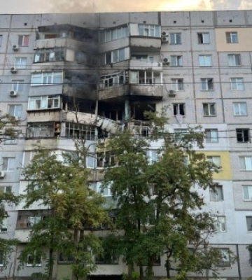 Обстріл Херсона: у прокуратурі уточнили наслідки - двоє загиблих, 28 поранених