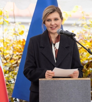 Королева Норвегії з Києва: у Осло встановили пам'ятник Єлизаветі Ярославні. ВІДЕО