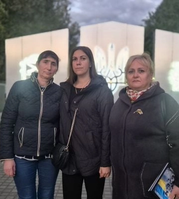 Семьи погибших героев из Мелитопольського району благодарят Запорожье за почтение памяти родных на новой Алее Памяти (фото,&amp;hellip;