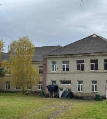Школярі-гірняки долають кілометри заради знань: Що виявив Омбудсман у найвіддаленішій школі Закарпаття?