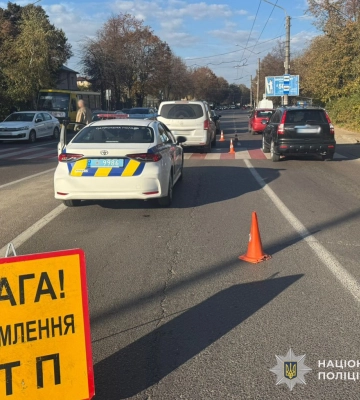 У Львові мікроавтобус на нерегульованому пішохідному переході збив людину, - поліція