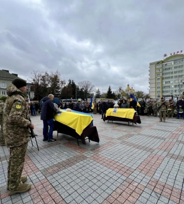 У Рівному попрощалися із двома захисниками (ФОТО)
