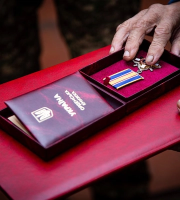 На Волині рідним полеглих гвардійців передали державні нагороди