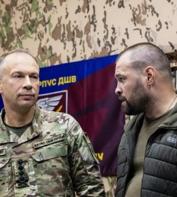 Сирський відвідав Покровськ та звернувся до командирів із вимогою