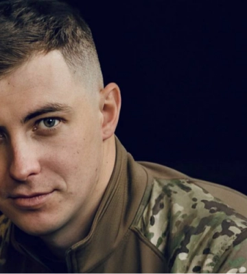 На Волині попрощаються із молодим воїном Євгеном Піндасом
