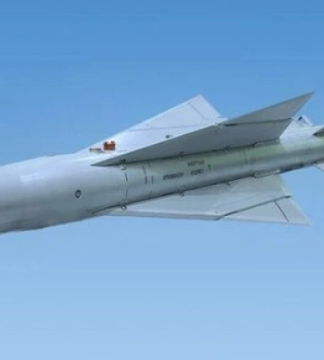 Росіяни атакували КАБом Кривий Ріг: уламками пошкоджено промислове підприємство, один постраждалий