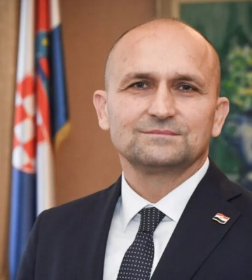 До Києва приїхав міністр оборони Хорватії Іван Анушич