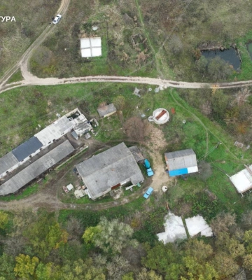 На Хмельниччині молокопереробне підприємство скидало стоки у річку
