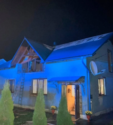 На Хустщині вогонь знищив частину будинку (Фото)